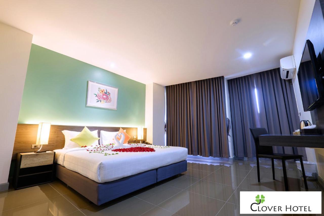 Clover Hotel Hatyai Hat Yai Exteriör bild