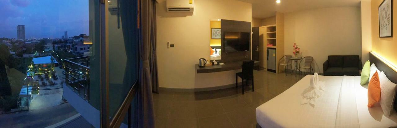 Clover Hotel Hatyai Hat Yai Exteriör bild